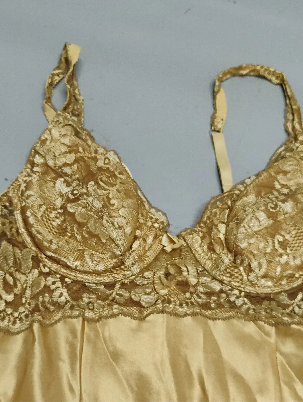 Vintage 2000s Victoria's Secret Lace Satin Slip Dress Sz S - Picture 5 of 6